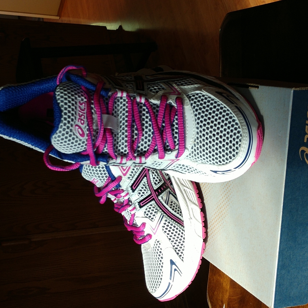 Asics Gel-Equation 7. Women's running shoes. Size 6